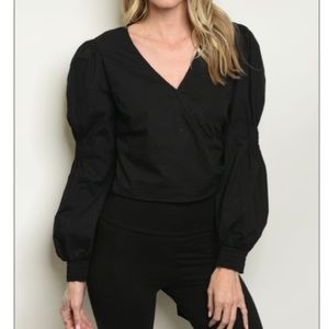 🆕 Black Long Puff Sleeve Top